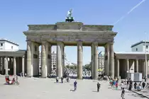 Berlin, Brandenburger Tor gesehen von der Ebertstra�e  am 06. Juni 2018.

