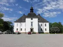 Haninge,, Schloss Arsta, �rsta wurde im 13. Jahrhundert Sitz der schwedischen Komturei des Deutschen Ordens aus Livland. 1467 ging es in den Besitz von Erik Axelsson Tott �ber. Das Schloss wurde um 1660 f�r Admiral Bjelkenstjerna umgebaut, als Architekt war m�glicherweise Erik Dahlberg (04.06.2018)