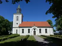Ledbergs Kyrka, sp�tklassizistische Hallenkirche mit mittelalterlichen Elementen, erbaut bis 1851 (05.06.2018)