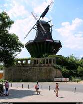 Potsdam: Blick auf die Historische Mhle am Schloss Sanssouci. [30.5.2018 | 14:15 Uhr]