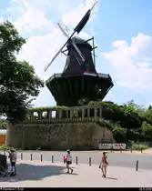 Potsdam: Blick auf die Historische M�hle am Schloss Sanssouci. [30.5.2018 | 14:15 Uhr]