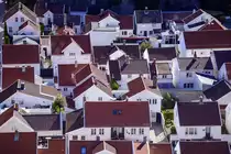 Der Aussichtspunkt �Uranienbor�  mit seinem Pavillon und dem Blick �ber die Stadt Mandal im s�dlichen Norwegen. Aufnahme: 1. Juli 2018.