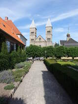 Viborg, Ausblick auf den Dom von Latinerhaven Garten (08.06.2018)