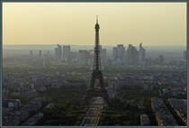 Blick vom Tour Montparnasse auf das Wahrzeichen von Paris -  den Eiffel-Turm. (18.07.2018)