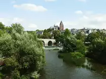 BLICK AUF WETZLAR MIT LAHN/LAHNWEHR/LAHNBR�CKE UND DOM
Immer einen Abstecher wert...von der Stra�enbr�cke �ber die LAHN bietet sich dieser traumhafte
Blick �ber den Fluss,das Lahnwehr mit der historischen Br�cke auf den Domberg mit seinem
romanisch-gotischen,aber unvollendet gebliebenen Dom...am 8.8.2018