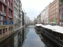 Hamburg, Gastst�tten und H�user entlang der Alsterfleet (10.06.2018)