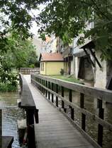 An der Krmerbrcke in Erfurt. Ein Behelfsstag fhrte hier kurze Zeit ber den Breitstrom, 2006