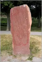 In der N�he von Schloss Gripsholm in Mariefred steht dieser Runenstein aus dem 11. Jahrhundert. 19.07.2018