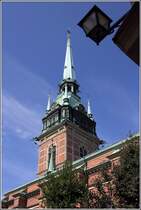 Stockholm. Der Turm der Tyska Kyrkan, der Deutschen Kirche. Whrend der Hansezeit im 14. Jahrhundert gegrndet, erhielt die Kirche im 17. Jahrhundert ihr heutiges Aussehen. 19.07.2018