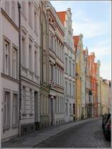 Stralsund. Blick in die Mnchstrae mit ihren Giebelhusern. Die Historischen Altstdte Stralsund und Wismar gehren seit 2002 zum UNESCO-Weltkulturerbe. 28.07.2018