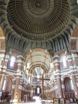 Pibrac, neuromanischer Innenraum der Wallf. Kirche Saint-Germaine (29.07.2018)