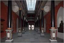 Stralsund. Der Nord-Sd-Durchgang des Rathauses mit Galerie. 28.07.2018