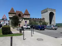 Cahors, Chateau Barbacane und Tour Saint-Jean, erbaut im 14. Jahrhundert (29.07.2018)