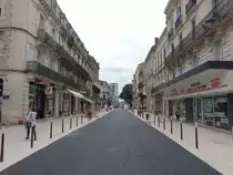 Agen, Geb�ude am Boulevard President Carnot (28.07.2018)