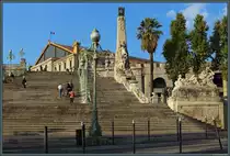 Treppen zum Bahnhof Saint Charles. (Marseille, 30.09.2018)