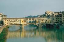 Geh�rt wohl zu den weltbekanntesten Br�cken: die Ponte Vecchio in Florenz. Ostern 1996