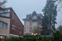 Eine sch�ne Villa (alpenl�ndischer Stil) in Z�rich Hottingen (November 2018).