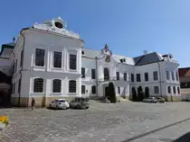 Veszprem, Bisch�fliches Palais, erbaut von 1765 bis 1776 durch Jakob Fellner (27.08.2018)