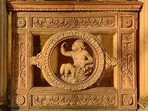 Kunstvolle Gestaltung am Gartenhaus der Villa Illaire. (Potsdam, November 2014)