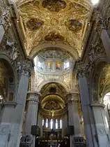 Bergamo, barocker Innenraum in der Basilika von Santa Maria Maggiore, Stuck von Giovanni Angelo Sala (29.09.2018)