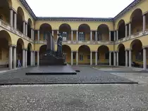 Pavia, Innenhof in der Universit�t, gegr�ndet 1361 (01.10.2018)