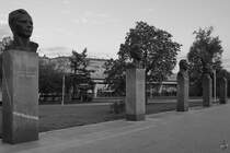 Bsten von berhmten Raumfahrern Anfamg Mai 2016 im Kosmonautenmuseum Moskau.