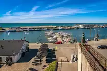 Blick auf den Hafen von Hirtshals - D�nemark 
An der Gro�en Treppe hat man einen Traumhaften Blick auf den Hafen der Stadt .