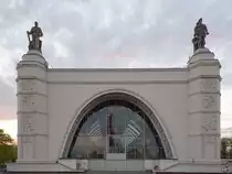 Der Kosmospavillon als Teil der Ausstellung der Errungenschaften der Volkswirtschaft (WDNCh) in Moskau. (Mai 2016)