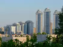 Viele Hochh�user in Moskau. (Mai 2016)