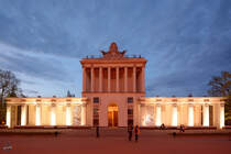Ein weiterer Pavillion in der Ausstellung Errungenschaften der Volkswirtschaft (WDNCh) in Moskau. (Mai 2016)