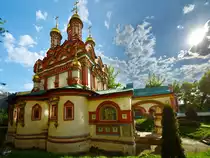 Die Kapelle St. Nikolaus in der russischen Hauptstadt Moskau. (Mai 2016)