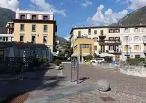 Sondrio, H�user in der Stra�e Largo Alberto Pedrini (07.10.2018)