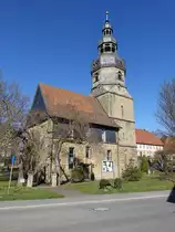 Gro�heirath, ev. Kirche, Saalbau mit Chorturm, im Kern 15. Jahrhundert, Ausbau im 17. Jahrhundert (07.04.2018)