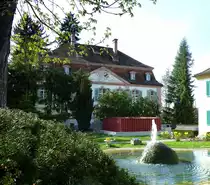 Liel im Markgr�fler H�gelland, das Lieler Schlo�, um 1750 im Barockstil erbaut, heute im Privatbesitz, April 2011