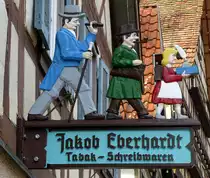 Dornstetten, holzgeschniztes Ladenschild  Jakob Eberhardt Tabak-Schreibwaren , Aug.2017