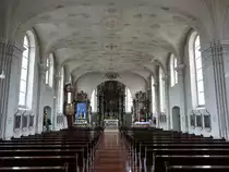 Dettingen, barocker Innenraum der kath. Pfarrkirche St. Peter, Hochaltarbild von Franz Joseph Spiegler, Seitenalt�re von Maler Herrmann aus Horb (10.05.2018) 