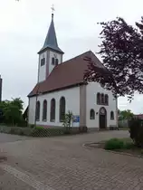 Durrweiler, evangelische Kirche, erbaut 1827 im neuromanischen Stil (10.05.2018)