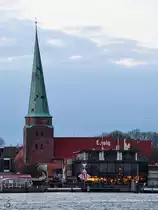 Die St.-Lorenz-Kirche Anfang April 2019 in Travemnde.