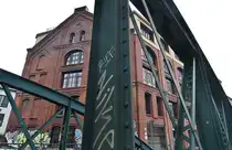 Die alte ELBA-Ordner-Fabrik in Wuppertal wurde mitlerweile zum hippen Co-Working-Space mit angeschlossener Gastronomie umgebaut und ist jetzt so etwas, wie das Zentrum des neu-alten Szene-Bezirks Arrenberg, der Wuppertal typisch, von wundersch�nen leicht morbiden Jugenstil und Gr�nderzeit Bauten, nebst alten Fabriken durchsetzt ist. Hier wird das  Deutsche Manchester  in seinem ganzen Wesen, als Wiege der deutschen Industrialisierung fassbar. Aufnahmedatum: 09.04.2019