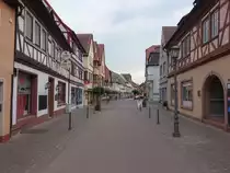 Obernburg am Main, Fachwerkhuser in der Hauptstrae (13.05.2018)