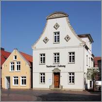 Jever. Diese beiden Gebude stehen am Kirchplatz. 18.04.2019