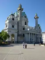 Wien, Karlskirche im 4. Bezirk Wieden, erbaut bis 1739  von Johann Bernhard Fischer von Erlach (20.04.2019) 
