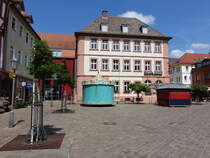 Karlstadt a. Main, Gebude der Sparkasse am Marktplatz (26.05.2018)
