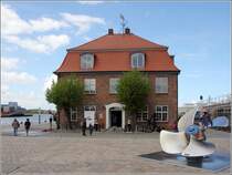 Wismar. Das Baumhaus am Alten Hafen wurde in der ersten Hlfte des 18. Jahrhunderts errichtet. 05.05.2019
