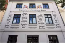 Wismar. Historische Hausfassade in der Stra�e Spiegelberg. 05.05.2019