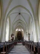 Hluboka nad Vltavou, neugotischer Innenraum der St. Johannes Nepomuk Kirche (26.05.2019)