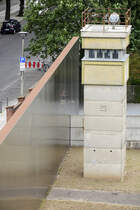 Wachtturm an der Gedenksttte Berliner Mauer im Ortsteil Gesundbrunnen. Aufnahme: 8. Juni 2019.