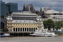 London. Das 1875 direkt am Ufer der Themse errichtete Gebude des Billingsgate Fish Market wurde 1982 zu einem Bro- und Veranstaltungsgebude umgebaut. 06.06.2019