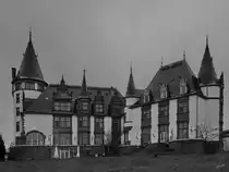 Das im Stil der Neorenaissance gehaltene Schloss Klink an einem verregneten M�rztag im Jahr 2016.