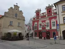 Tabor, historische H�user am Hauptplatz Zizkovo Namesti (27.05.2019)